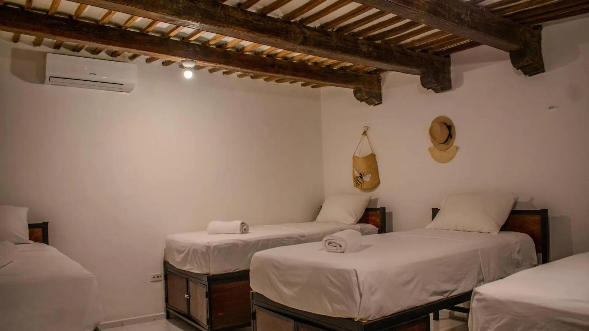 Hostal 66 Mérida 0*,