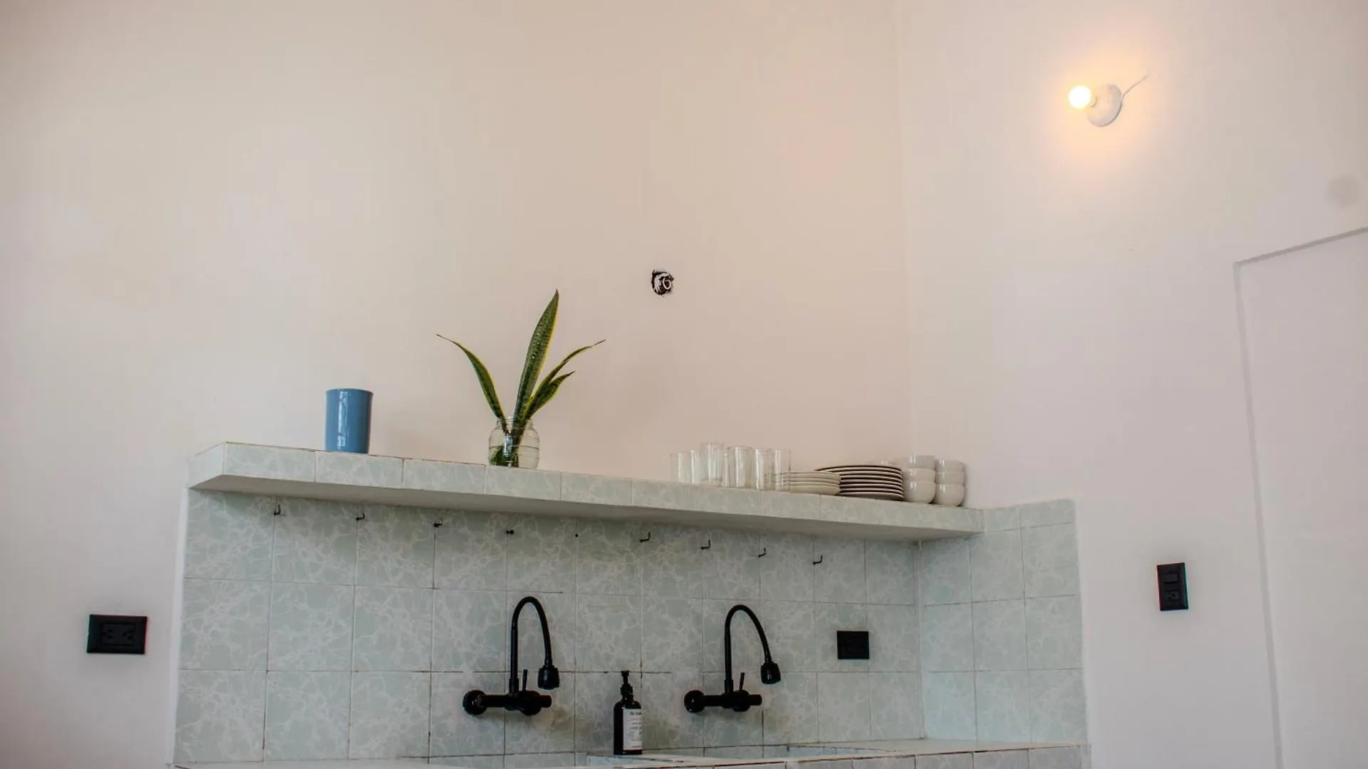 Хостел Hostal 66 Мерида
