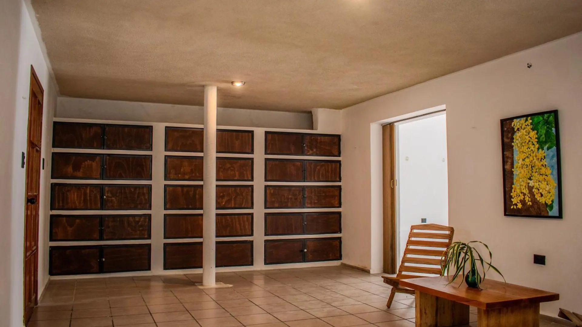 Hostal 66 Мерида Хостел